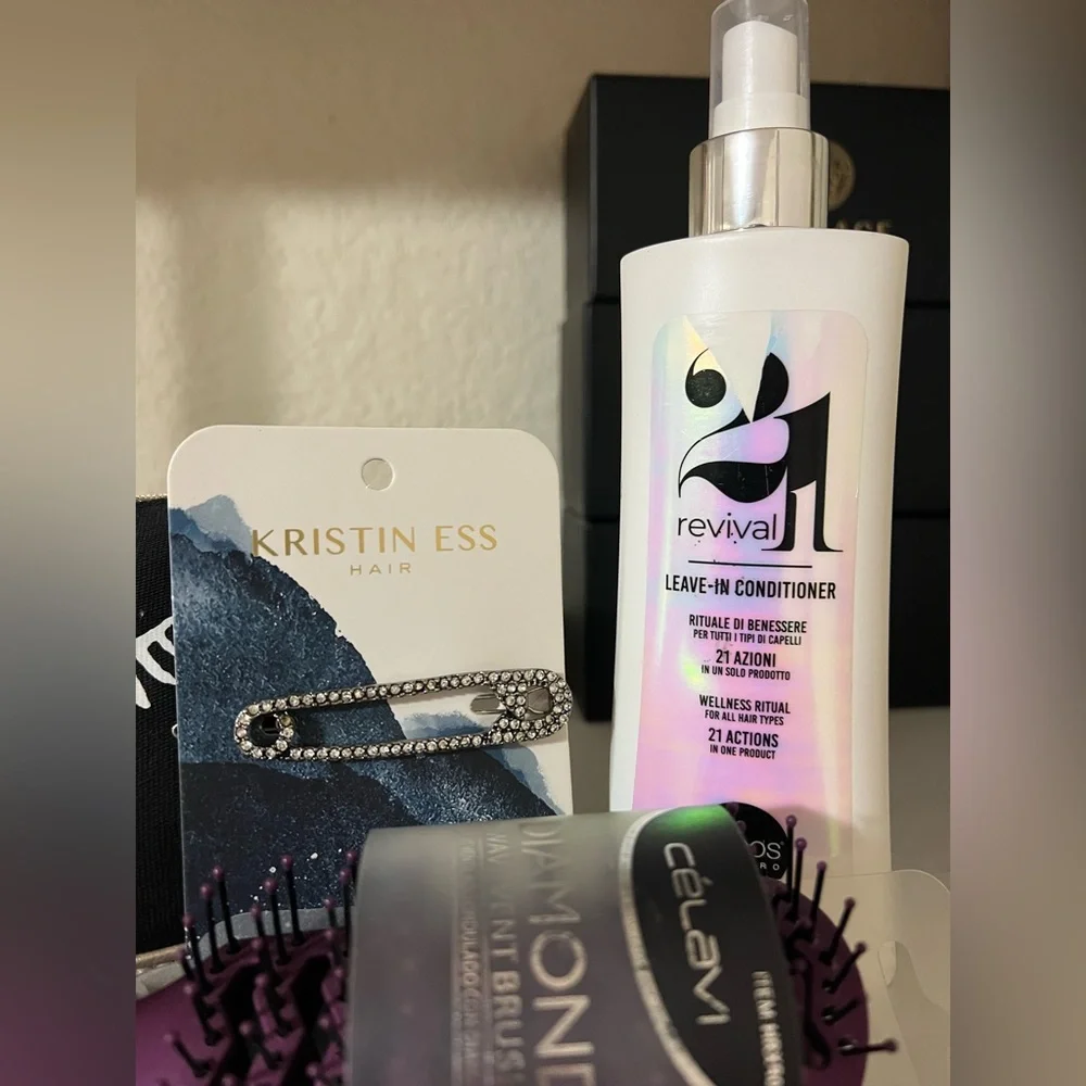 Kristin Ess all items